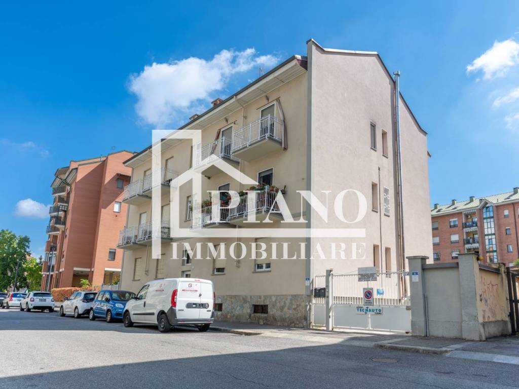 appartamento in vendita a Torino in zona Mirafiori Sud
