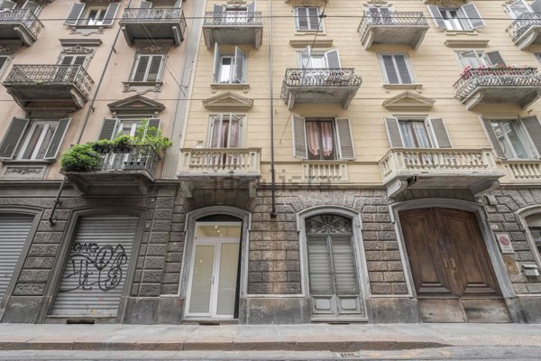 appartamento in vendita a Torino in zona Vanchiglia