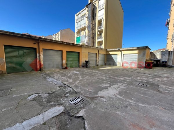 ufficio in vendita a Torino in zona Lucento