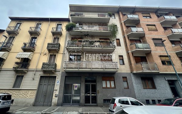 appartamento in vendita a Torino in zona Cenisia