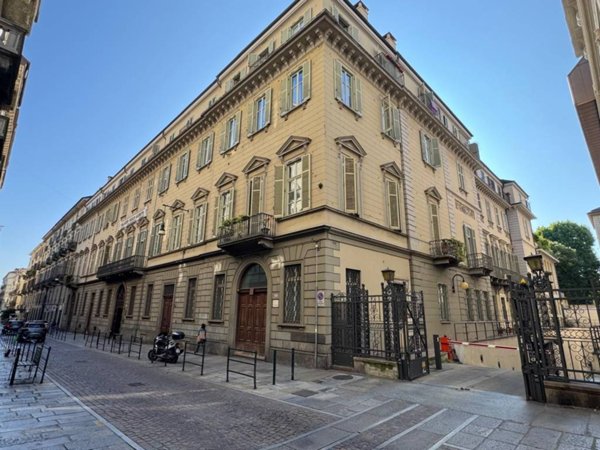 appartamento in vendita a Torino in zona Centro Storico