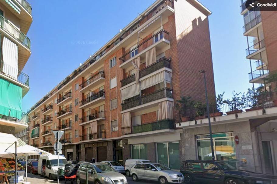 appartamento in vendita a Torino in zona Borgata Vittoria