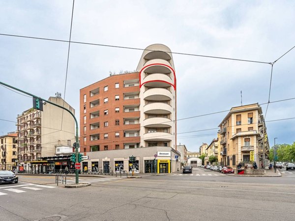 appartamento in vendita a Torino in zona Aurora