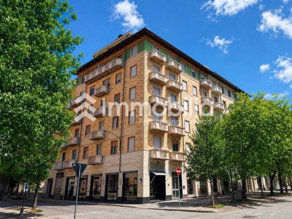 appartamento in vendita a Torino in zona Crocetta