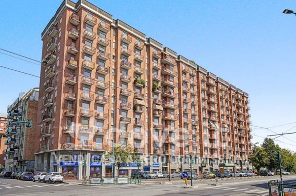 appartamento in vendita a Torino in zona Regio Parco
