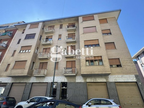 appartamento in vendita a Torino in zona Parella