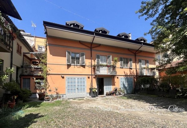 casa indipendente in vendita a Torino in zona Centro Storico