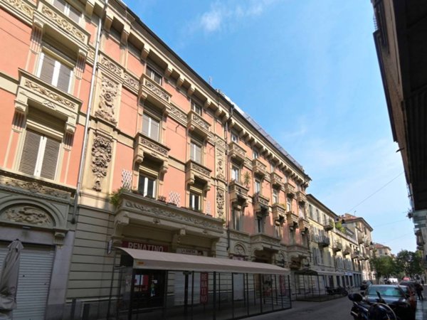 appartamento in vendita a Torino in zona San Salvario