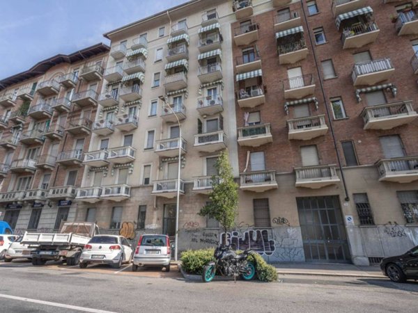 appartamento in vendita a Torino in zona Aurora