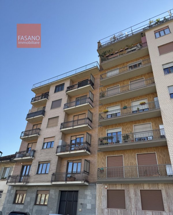 appartamento in vendita a Torino in zona Lingotto