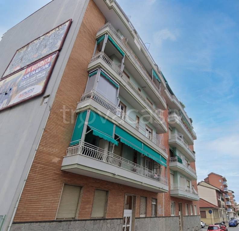 appartamento in vendita a Torino in zona Parella