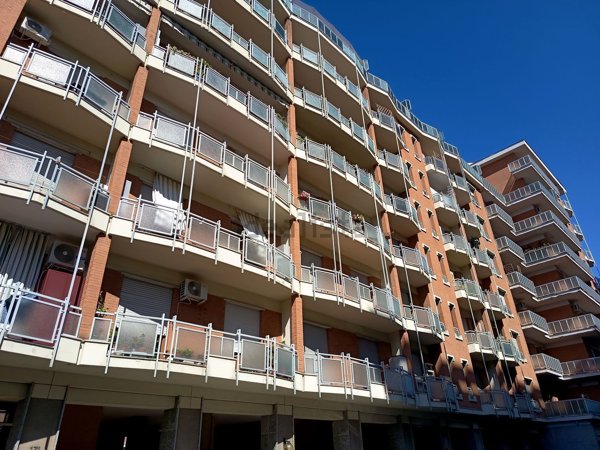 appartamento in vendita a Torino in zona Lucento