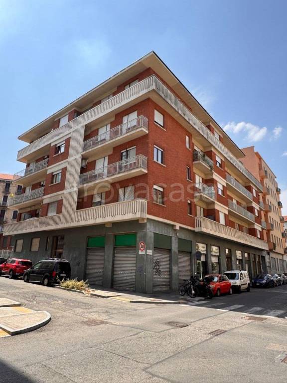 appartamento in vendita a Torino in zona Aurora