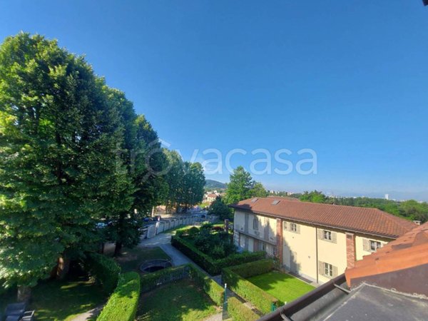 appartamento in vendita a Torino in zona Sassi