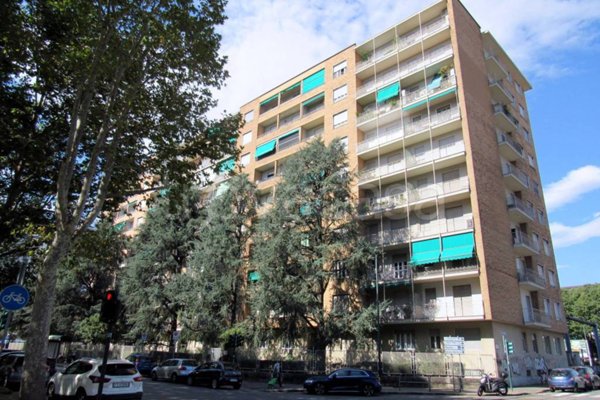 appartamento in vendita a Torino in zona Pozzo Strada