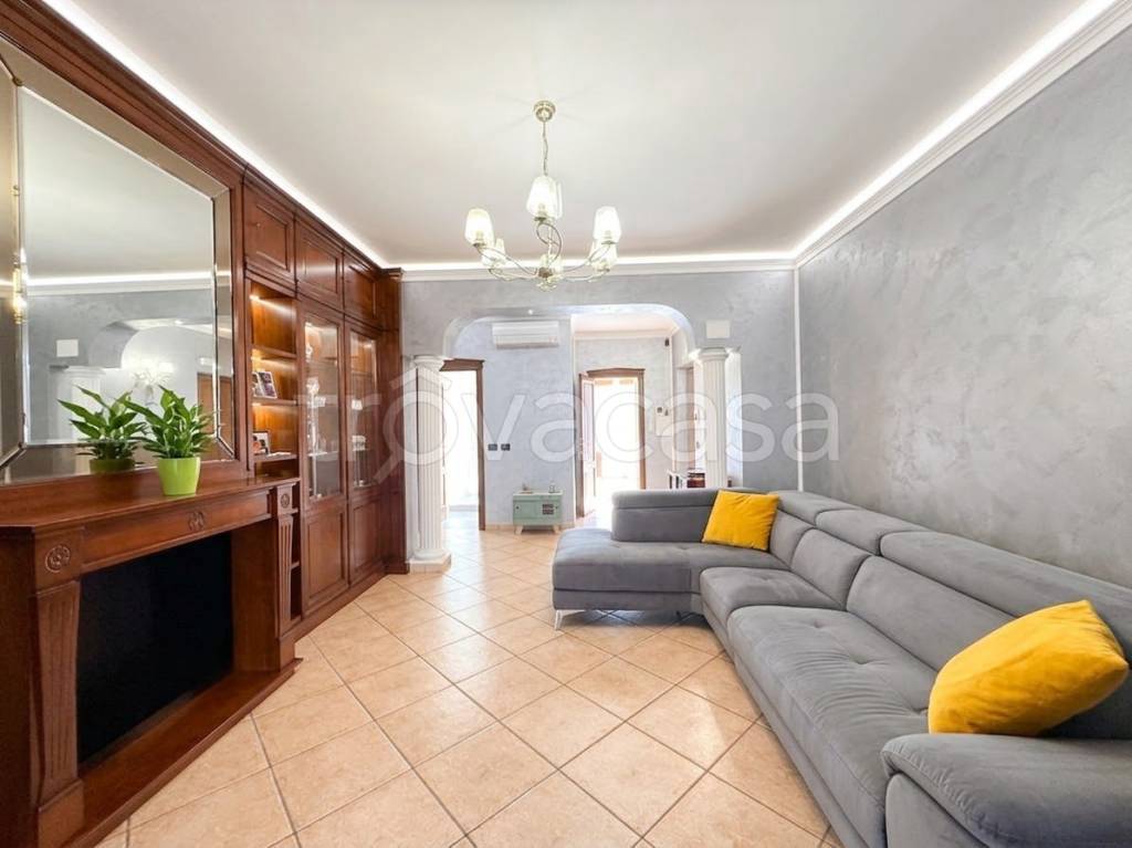 appartamento in vendita a Torino in zona Mirafiori Sud
