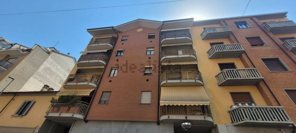 appartamento in vendita a Torino in zona Parella