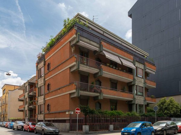 ufficio in vendita a Torino in zona Cit Turin