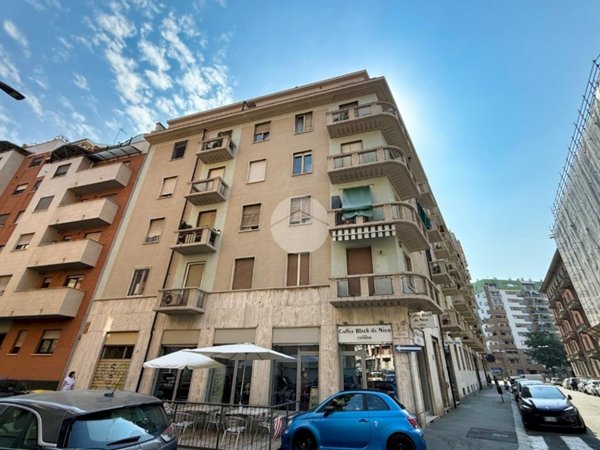 appartamento in vendita a Torino in zona Cenisia