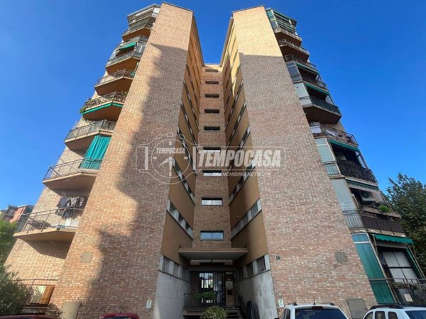 appartamento in vendita a Torino in zona Lingotto