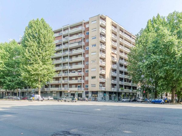 appartamento in vendita a Torino in zona Lucento