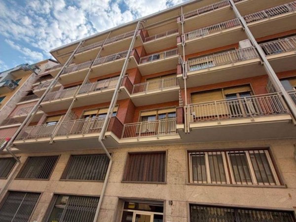 appartamento in vendita a Torino in zona Aurora