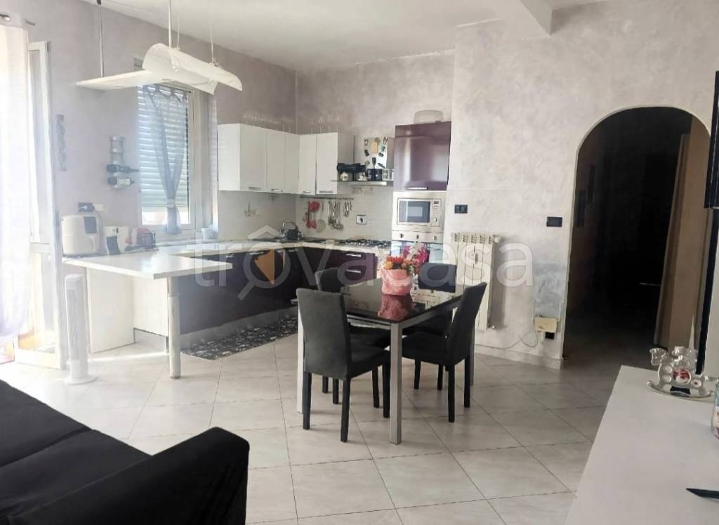 appartamento in vendita a Torino in zona Mirafiori Sud