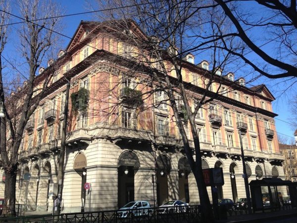 appartamento in vendita a Torino in zona Centro Storico