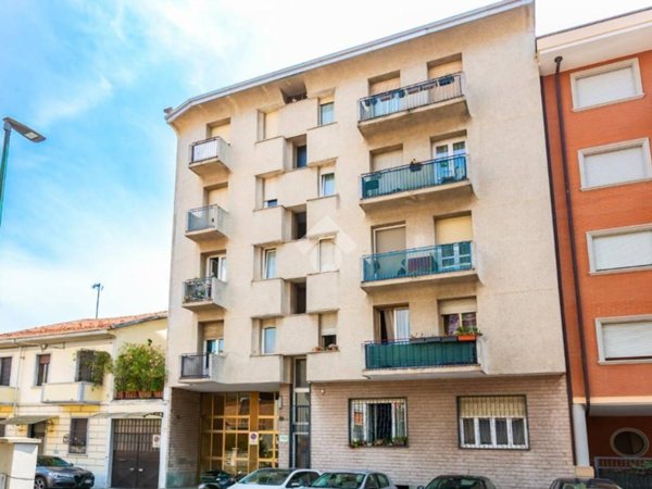 appartamento in vendita a Torino in zona Parella