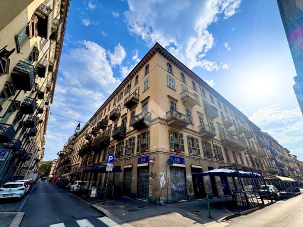 appartamento in vendita a Torino in zona San Salvario