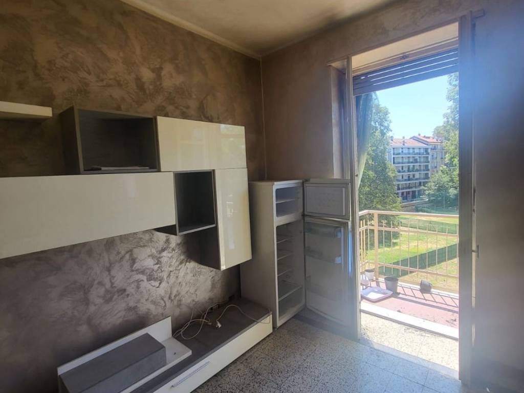 appartamento in vendita a Torino in zona Parella