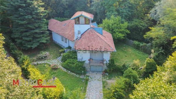 casa indipendente in vendita a Torino in zona Centro Storico