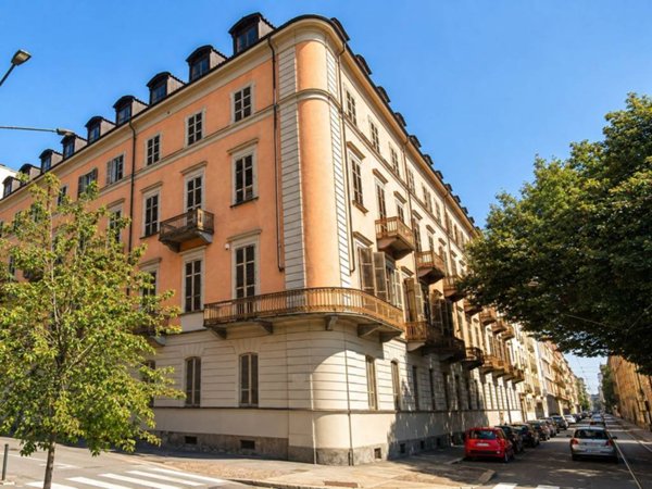appartamento in vendita a Torino in zona Vanchiglietta