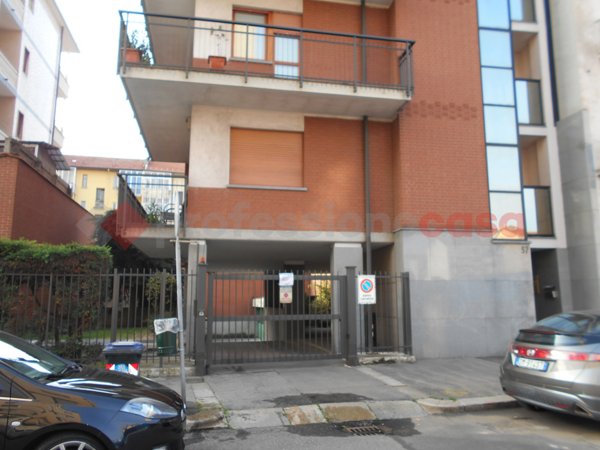 ufficio in vendita a Torino in zona Parella