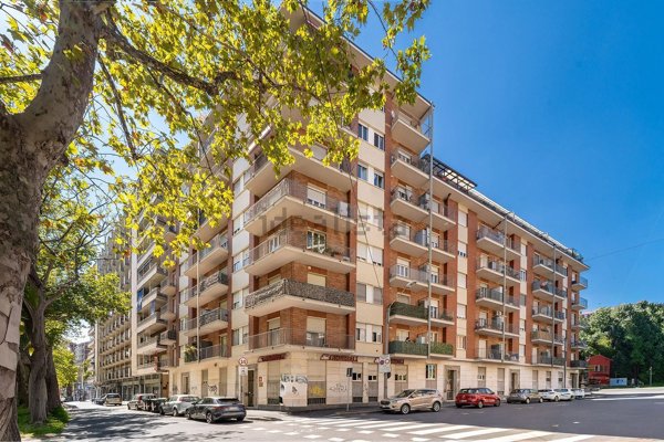 appartamento in vendita a Torino in zona Santa Rita
