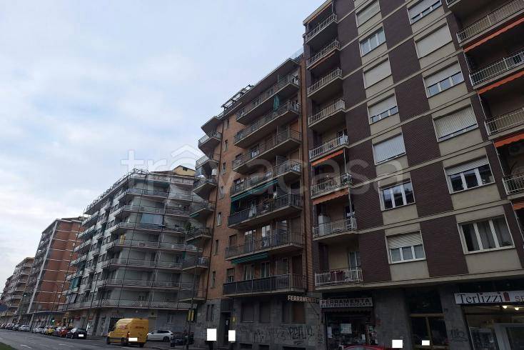 appartamento in vendita a Torino in zona Mirafiori Nord