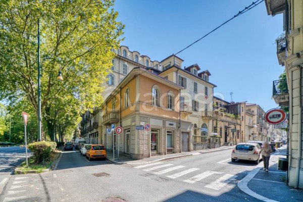 casa indipendente in vendita a Torino in zona Gran Madre