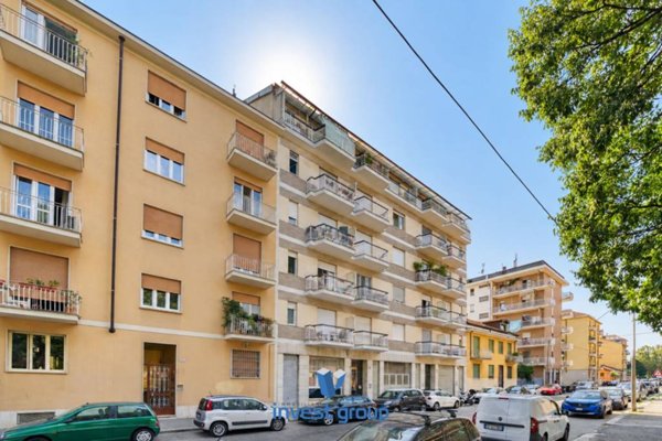 appartamento in vendita a Torino in zona Mirafiori Nord