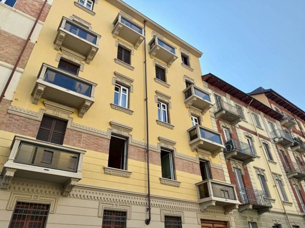 appartamento in vendita a Torino in zona Crocetta