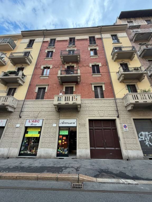 appartamento in vendita a Torino in zona Lingotto