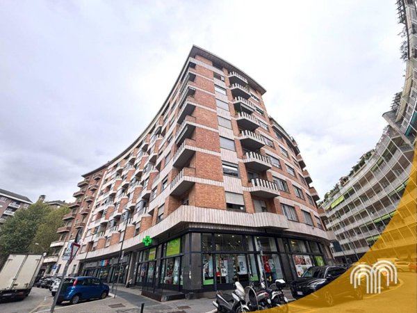 appartamento in vendita a Torino in zona Cit Turin