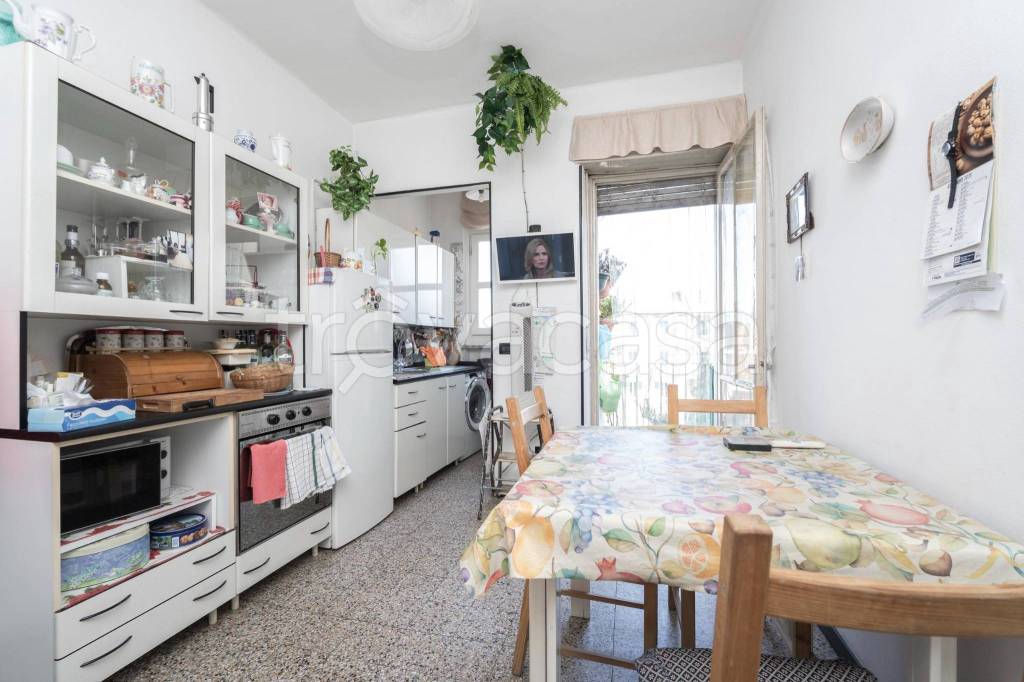 appartamento in vendita a Torino in zona Aurora