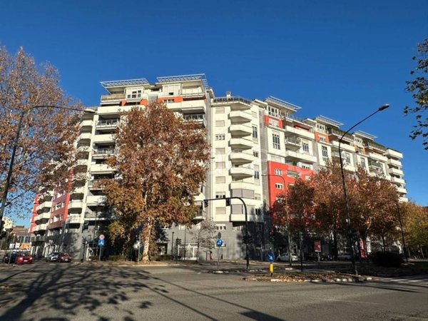 appartamento in vendita a Torino in zona Lingotto