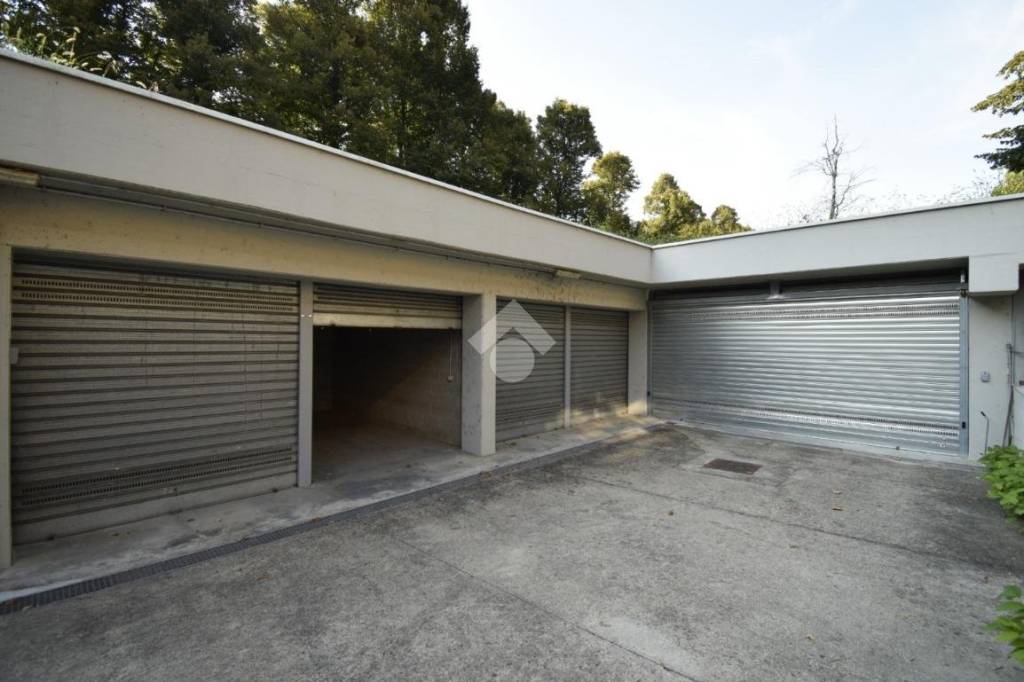 casa indipendente in vendita a Torino in zona Madonna del Pilone