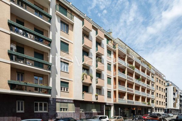 appartamento in vendita a Torino in zona Cit Turin