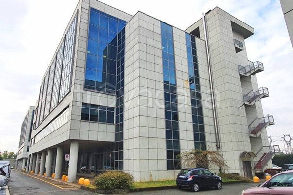 ufficio in vendita a Torino in zona Mirafiori Sud