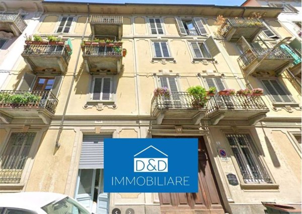 appartamento in vendita a Torino in zona Aurora