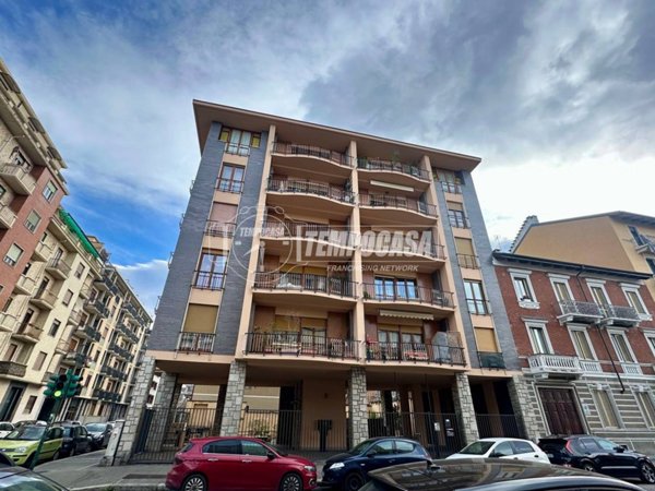appartamento in vendita a Torino in zona Cenisia