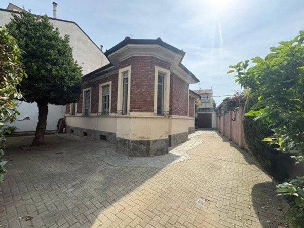 casa indipendente in vendita a Torino in zona Parella