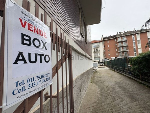 box auto in vendita a Torino in zona San Donato